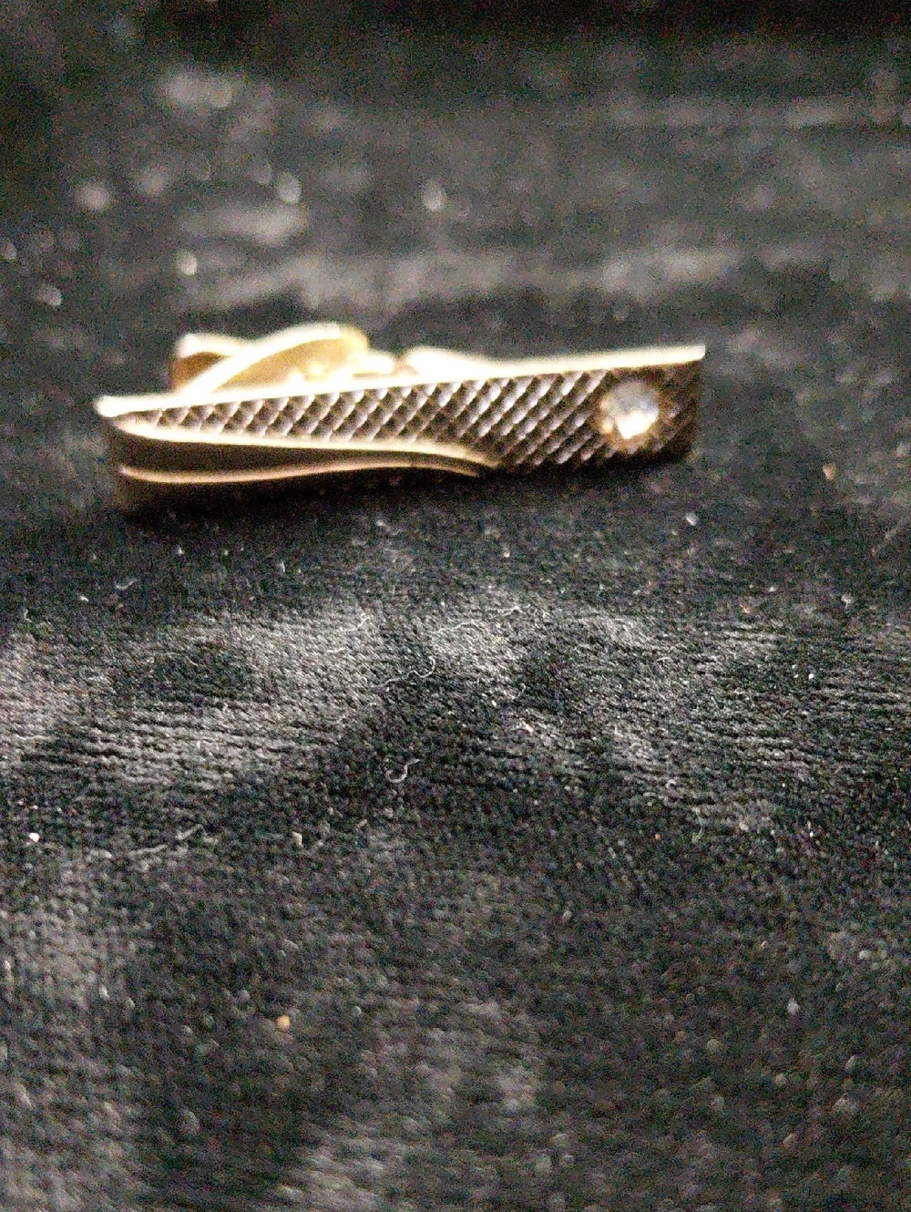 Vintage Textured Tie Bar with Clear Accent